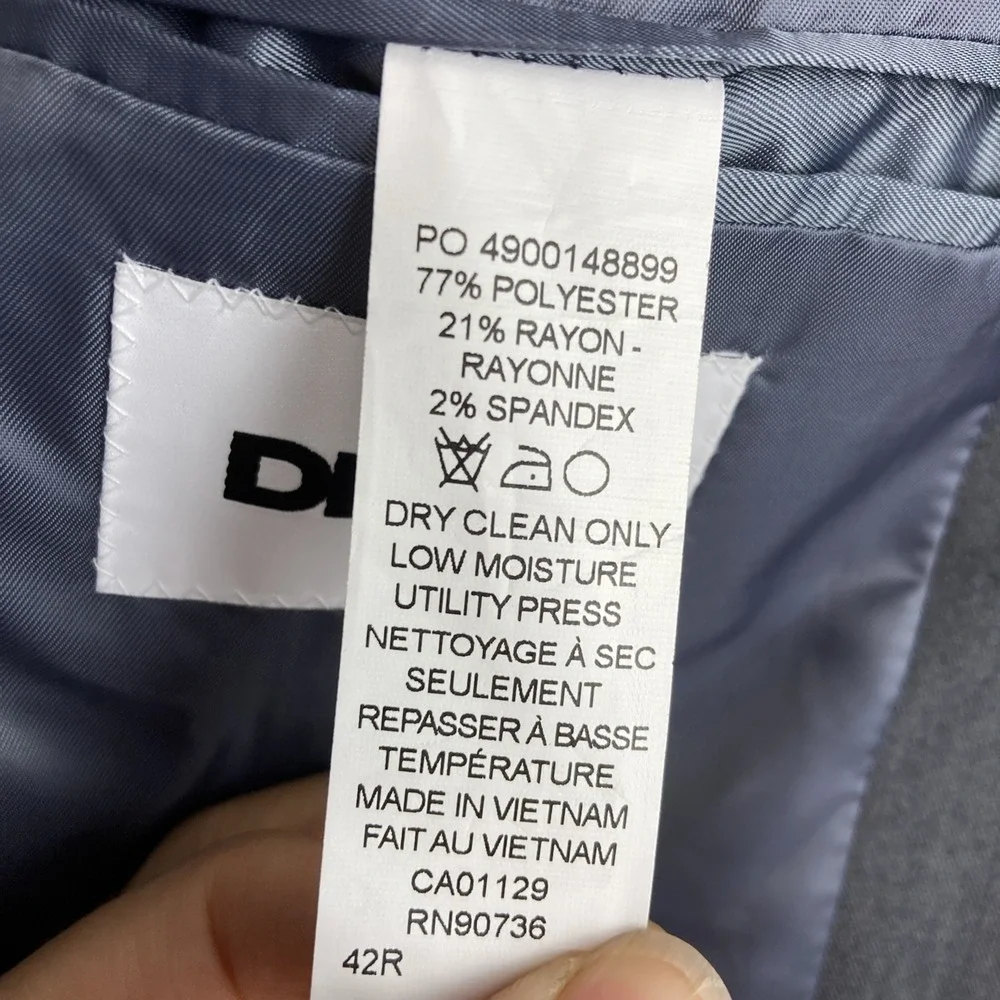 Dkny 42r polyester jacket